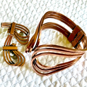 Mid Century Modernist (Renoir, Copper): Clamper Bracelet & Earrings, 1955-1965