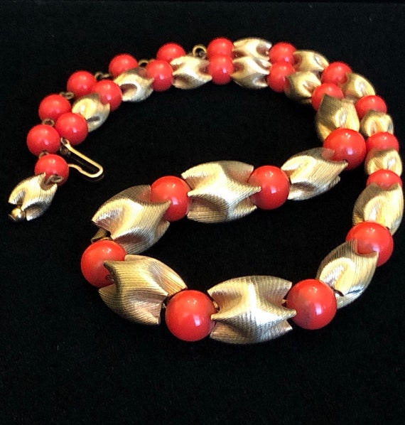 Hobé Cie (Hobe) Mid Century Necklace- Classic Qual