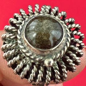 Mexican Poison Ring (Obsidian & Sterling Silver, 1955-1975, Size , Face of Ring )