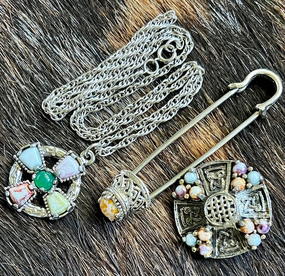 The Scottish Jacobite Collection: Kilt Pin, Brooch and Necklace (Miracle Jewelry, 1980s)