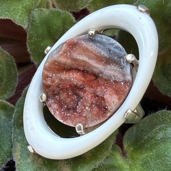 Modernist Statement Ring (White Agate, Autumnal D… - image 5