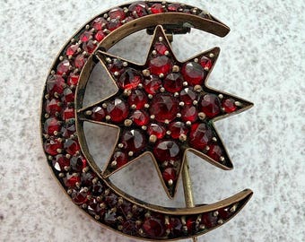 Antique Czechoslovakian Rose Cut Garnet Moon & Starburst Pin 1.25”(Bohemian)