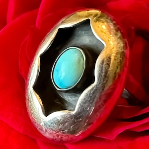 Navajo Shadowbox Ring (Early 1970s, LO or DO) Sterling Silver & Kingman Turquoise: Face of Ring- 1&#39;, Size- 8.75