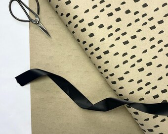 KRAFT Giraffe Print  / 100% Recyclable / Large Wrapping Paper Sheets or Roll