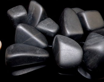 Black jade | Etsy