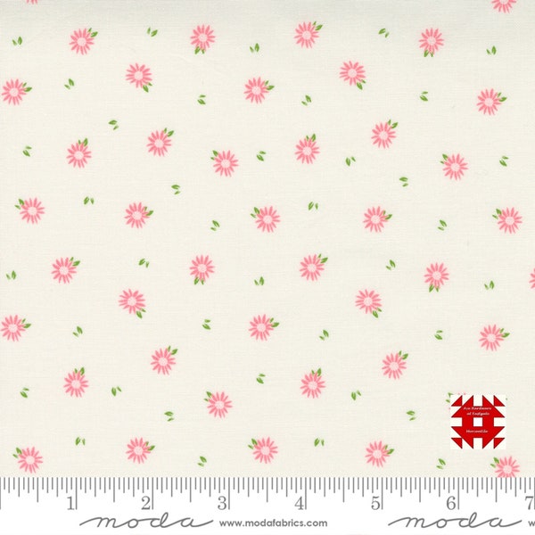 Moda Sincerely Yours by Sherri & Chelsi - Floral on Ivory (Item # 37614 11) - yardage