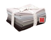 Moda Bella Solid Fat Quarter Bundle in Black