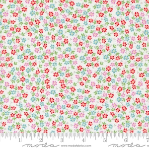 Sherri & Chelsi — Sherri & Chelsi - Hafen Blumen Blender Print auf Off White (Artikelnr. 37685 11) - Meterware