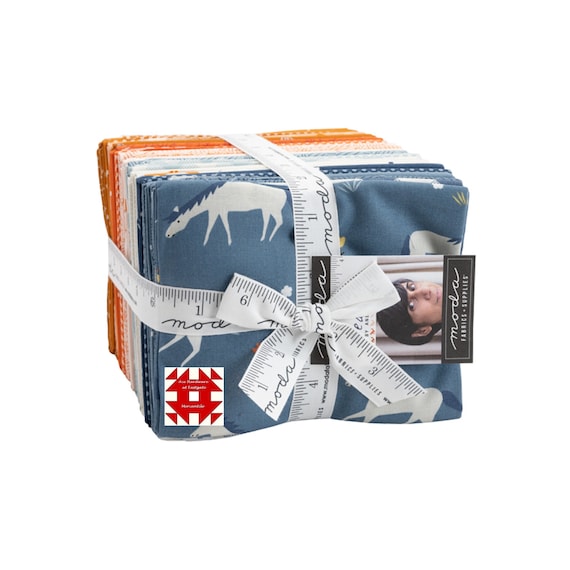 Meander: Fat Quarter Bundle Meander: Fat Quarter Bundle