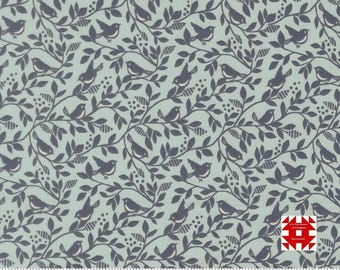 Tissu Moda True Love par Lella Boutique - Imprimé Twilight Birds of a Feather Blender sur fond bleu œuf de merle (Article n° 5264 24) - au mètre