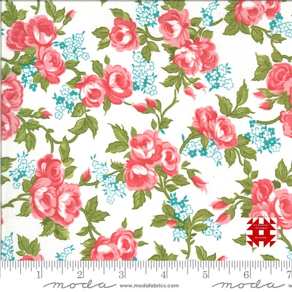 Moda Pocketful of Posies by Chloe's Closet Floral on Etsy