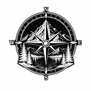 Könnte beinhalten: Eine schwarz-weiße kreisförmige grafische Illustration mit einer Kompassrose, die über einem Gebirge und einem Kiefernwald zentriert ist. Die Himmelsrichtungen N, S, O und W sind oben, unten und an den Seiten des Kompasses deutlich markiert.