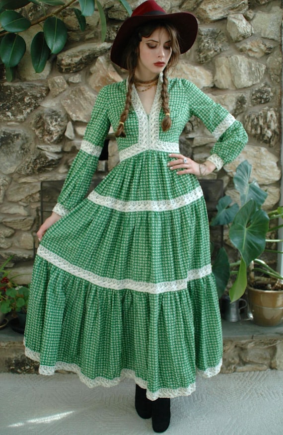 60's green prairie dress