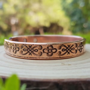 Puur koperen manchetarmband verstelbare koperen magnetische armband gehamerde armband geëtste armband Keltische armband etnische armband