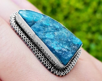 Blue Raw Apatite Ring En Argent Sterling Taille US 7 1/4 Boho Crystal Ring Gemstone Ring Cadeau unique pour les femmes