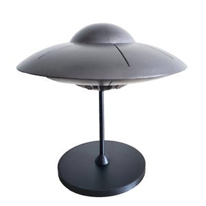 Mars attackerar flygande tefat UFO rymdskepp + stativ film 3D-utskrivet modellbyggsats