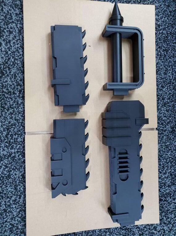 AMRティアマト　コスプレ　小道具　ハンドメイド ウォーハンマー対応チェーンソードコスプレ小道具3Dプリントキット