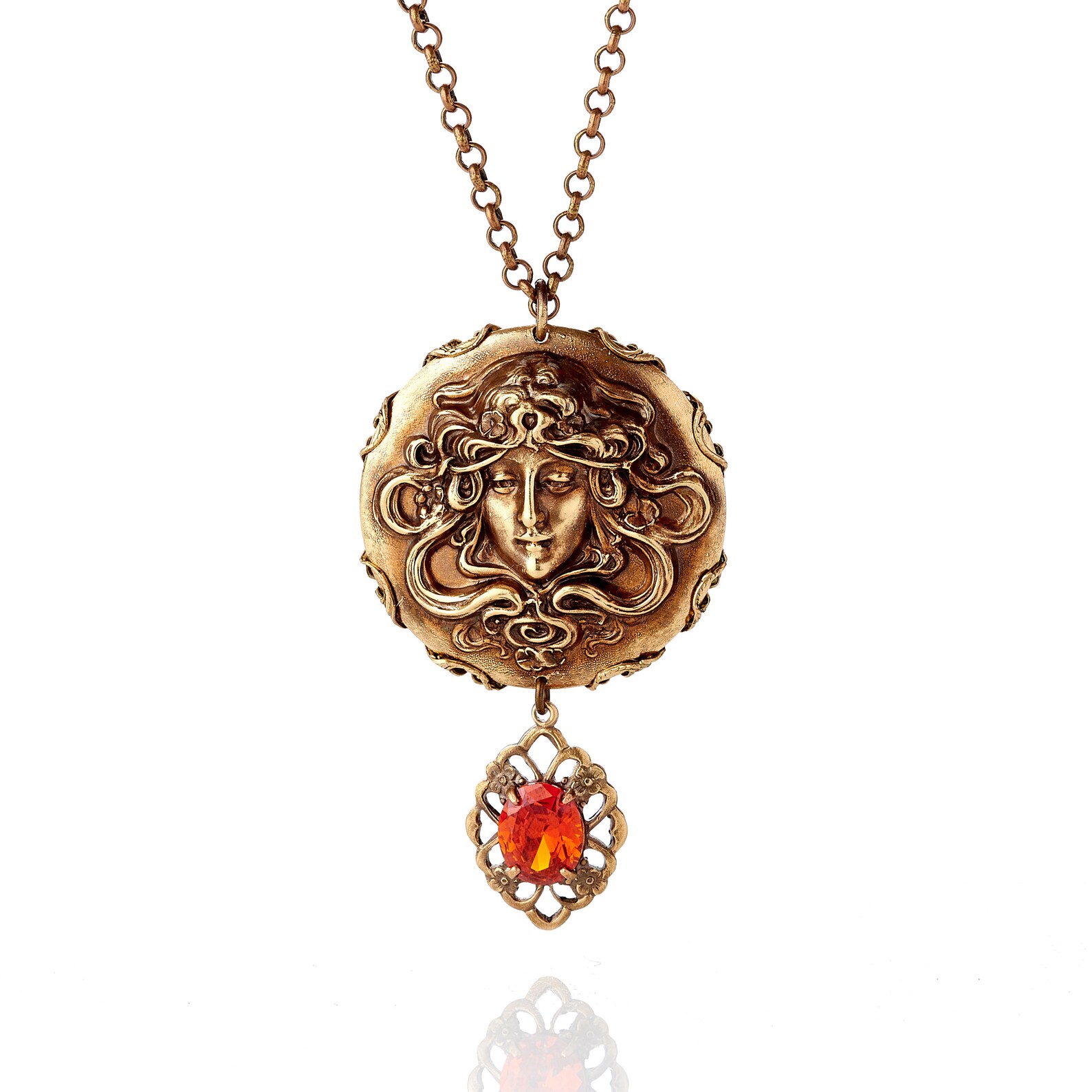 la medusa pendant necklace