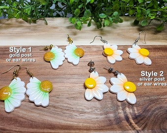 Half Daisy Dangles, Daisy Earrings, Summer Earrings, White Daisy Earrings, White Summer Earrings, Dangle Earrings, Nickel Free Earrings