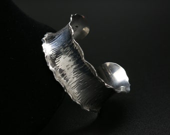Hammered Sterling Silver Ruffled Cuff - Gift for Mom or Wife - Free Shipping