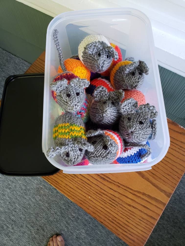 Knit Catnip Mouse