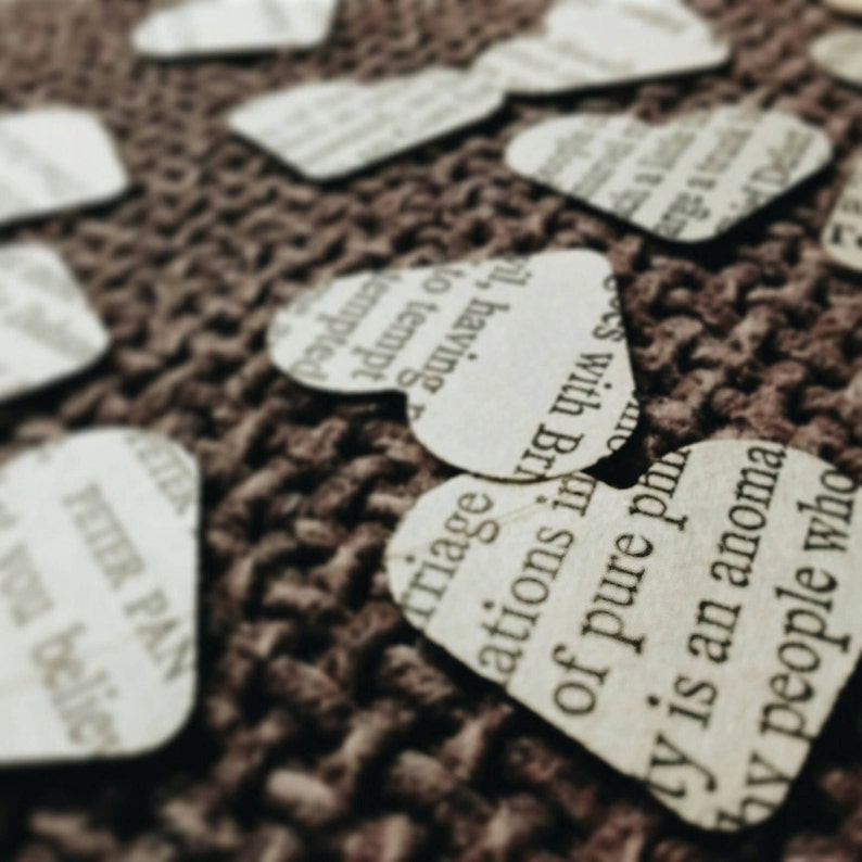Vintage Book Page Wedding Heart Shaped Table Confetti