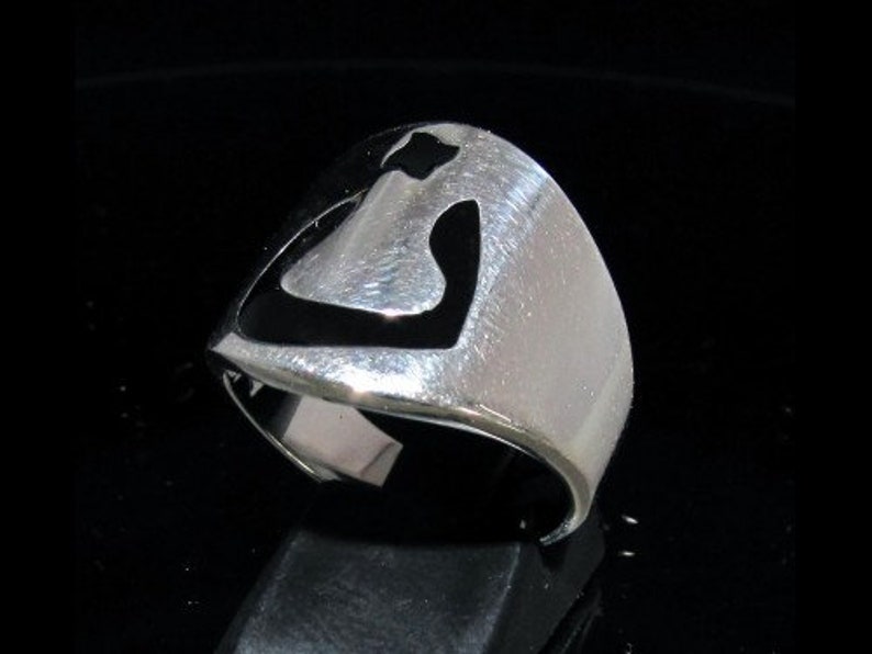Sterling silver initial ring Arabic letter Nun Nuun initial Noon with black enamel high polished Sterling silver 925