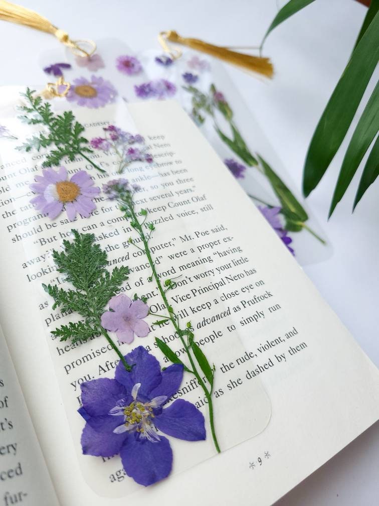 Pressed Flower Bookmarks — My Moonstone Kitchen