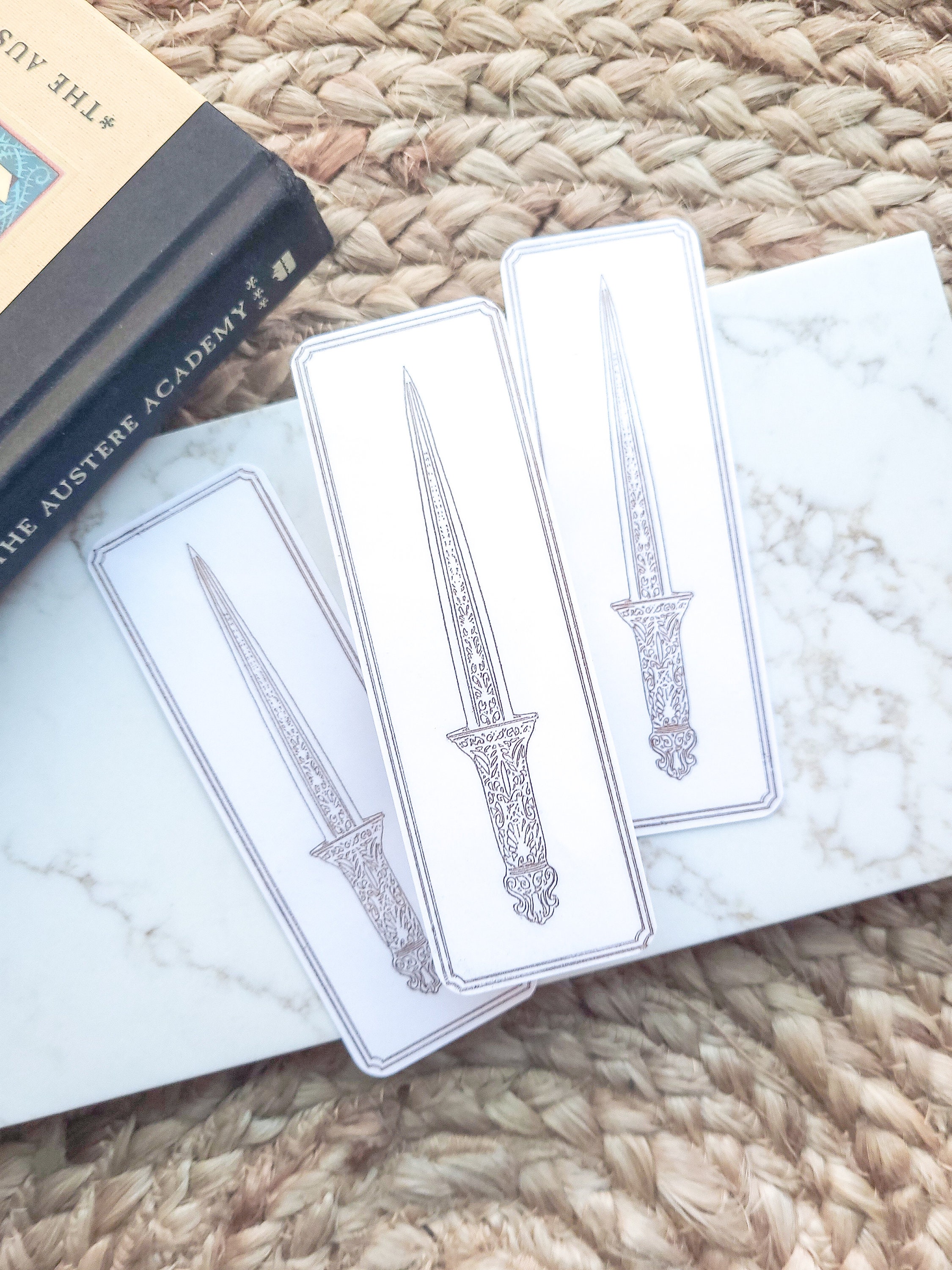 Fantasy Dagger Bookmark – Parallel