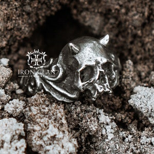 LILITH (Handsculpted Ring • 925 Silver & Gold Skull Ring)