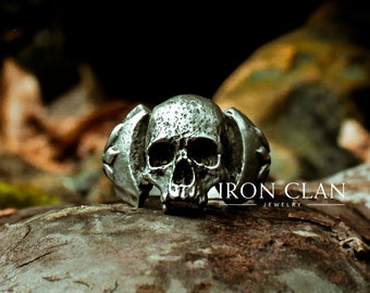 DEVILISH (Handsculpted Ring • 925 Silver & Gold Skull Ring)