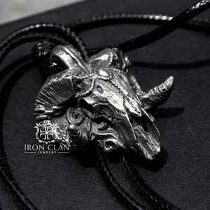 SORATH II (Handsculpted Pendant • Skull pendant)