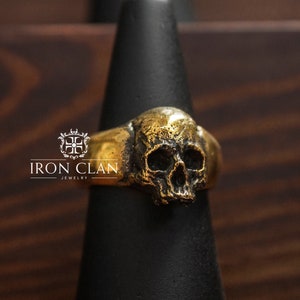 CLASSIC INFINITY JAWLESS (Handsculpted Ring • 925 Silver & Gold Skull Ring)