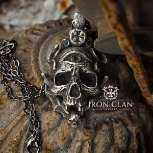 DIABOLUS (Handsculpted Skull pendant • 925 Silver and Gold Pendant)