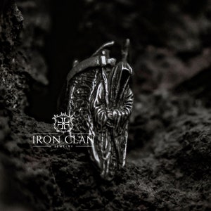 ASTWIHĀD (Handsculpted Skull Ring • Grim Reaper Ring)