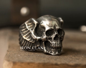 GODSPEED (Handsculpted Skull Ring • Bikers Ring)