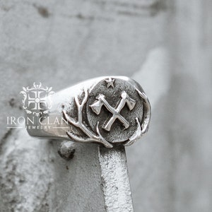 CROSSAXES (Handmodellierter Ring • 925er Silber und Goldsiegelring)