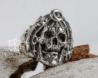 ARTEMIS (Handsculpted Skull Ring • Gods Mythologycal Ring)