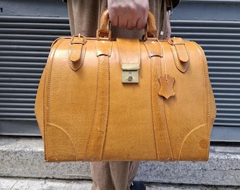 Sac cartable rigide vintage en cuir marron clair