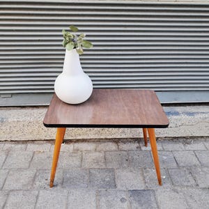 Table basse/d'appoint vintage en formica