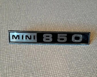 Vintage Mini 850 Car Badge