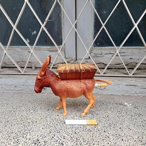vintage smoking donkey cigarette dispenser Vintage 1940's Donkey Cigarette Dispenser Novelty Piece Vintage Brown Mr. Dem Smoking
