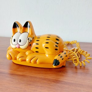 Vintage Garfield Telephone image 3