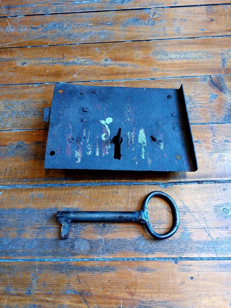 Antique Barn Door Lock With Original Key - Early 1900s - Etsy