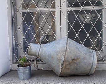 Vintage Metal Milk Container/Bucket