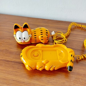 Vintage Garfield Telephone image 7
