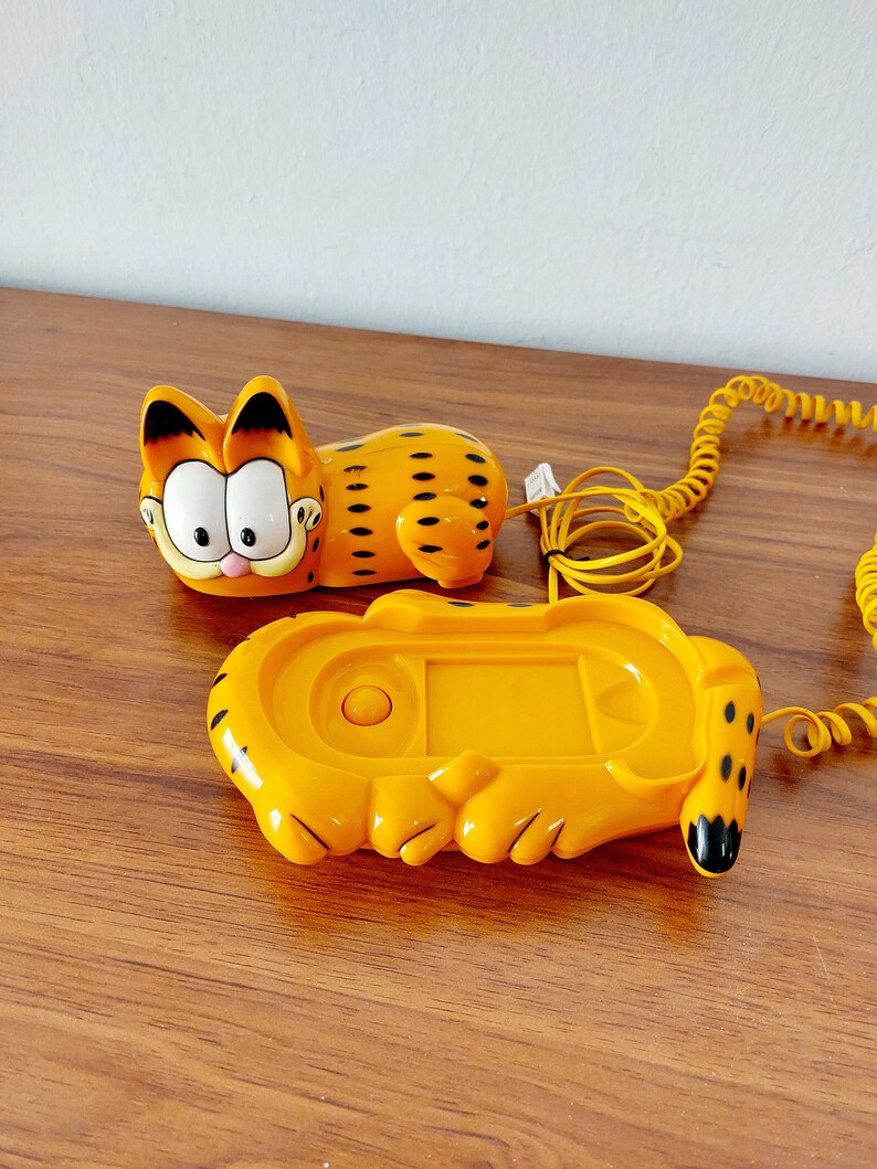 Vintage Garfield Telephone image 7