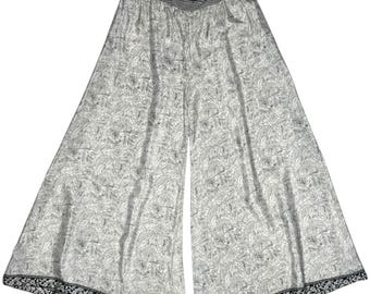 Vintage 2000s Silk Blend High Waisted Cream & Black Abstract Floral Paisley Print Wide Leg Pants | Size M-L