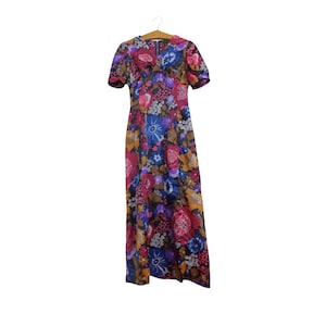 Vintage 70s Mod Psychedelic Hippie Bohemian Pink Floral Short Puff Sleeve Fit & Flare Floor Length Maxi Dress | Size XS