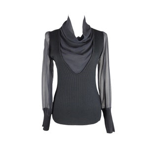 Vintage 2000er Jahre Y2K Subversive Chic Schwarz Sheer Langarm Rollkragen Bluse mit Oversized Manschetten